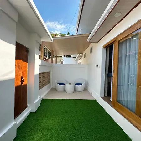 Galang Kangin Bungalows
