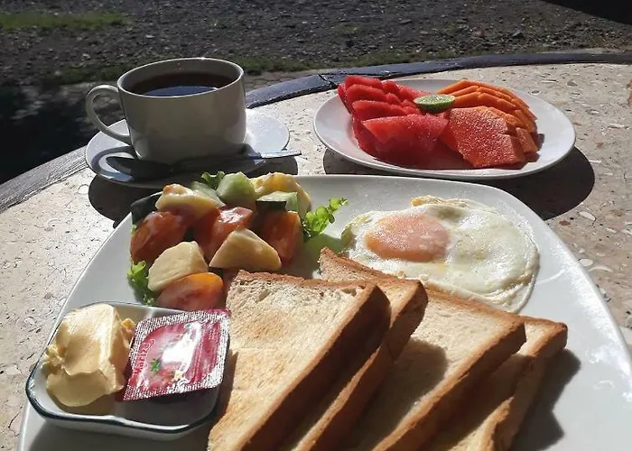 ガラン カンギン バンガローズ アメッド